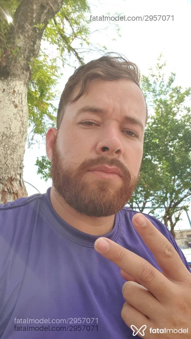 Acompanhante homem com cabelo castanho de olhos verdes em Cabo de Santo Agostinho Acompanhante homem com cabelo castanho de olhos verdes em Cabo de Santo Agostinho - Hilbert Michell