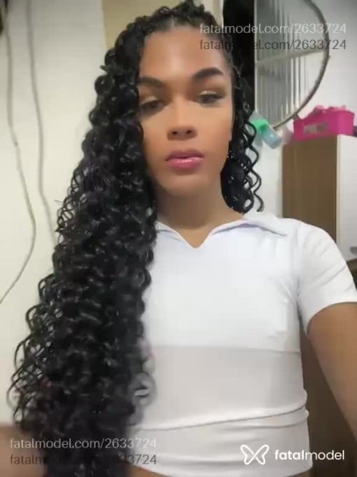Acompanhante mulher trans morena (o) de olhos castanhos - Gabi Acompanhante mulher trans morena (o) de olhos castanhos - Gabi