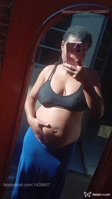Acompanhante mulher morena (o) de olhos castanhos em Araçatuba - Jenni