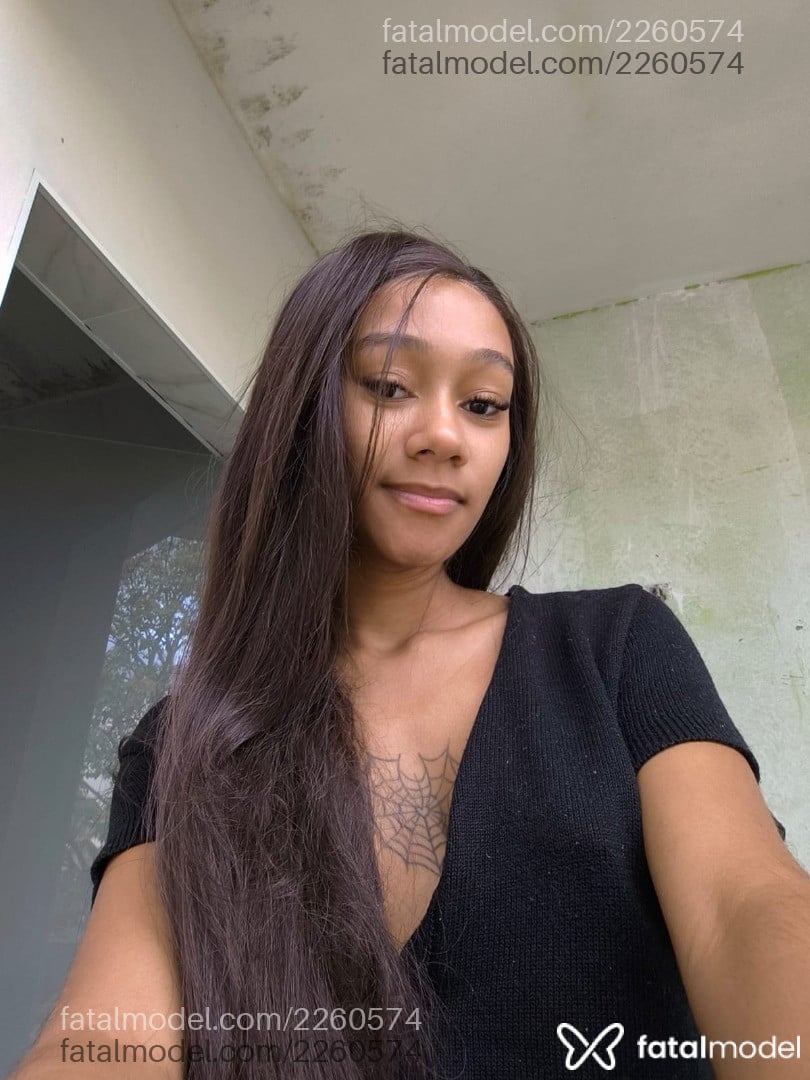Acompanhante mulher morena (o) de olhos castanhos em Rio de Janeiro - Malê