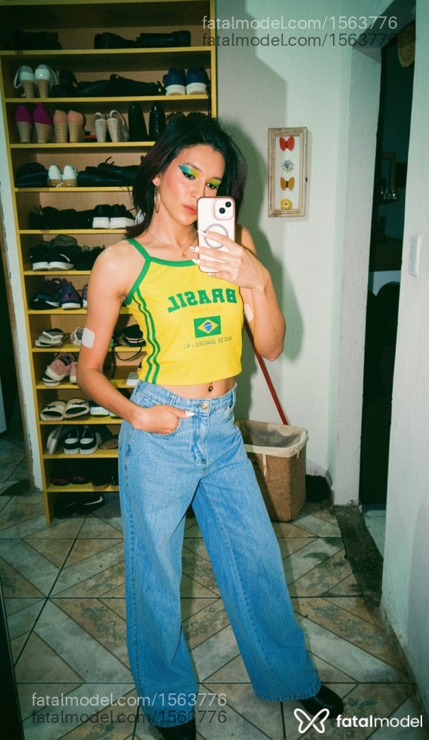 Acompanhante mulher trans morena (o) de olhos pretos em Varginha - Novinhaatraans