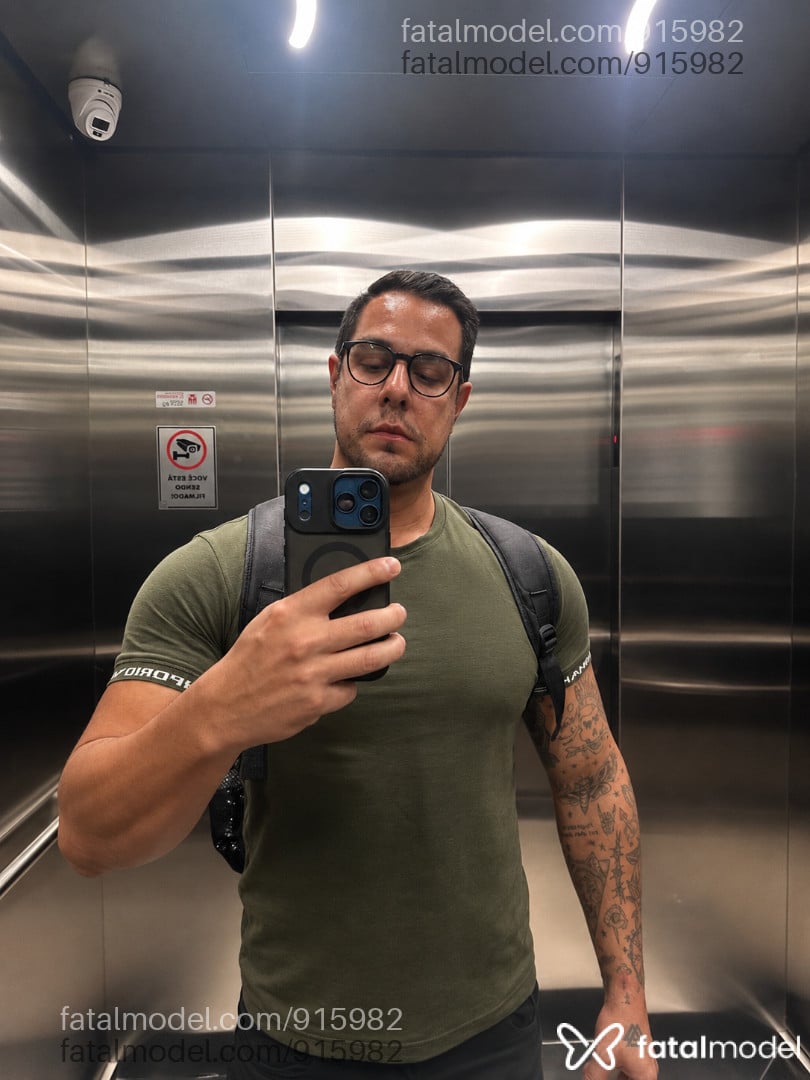 Acompanhante homem com cabelo castanho de olhos castanhos em Ribeirão Preto - Rodrigo Keller