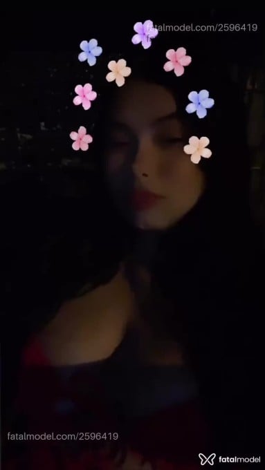 Acompanhante mulher morena (o) de olhos mel - Nayara Larissa Acompanhante mulher morena (o) de olhos mel - Nayara Larissa