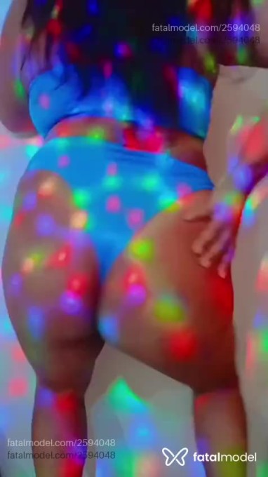 Acompanhante mulher morena (o) de olhos castanhos - Lorena