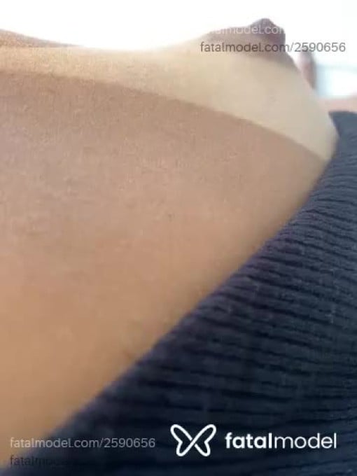 Acompanhante mulher com cabelo castanho de olhos castanhos em Goiânia Acompanhante mulher com cabelo castanho de olhos castanhos em Goiânia - Karolline