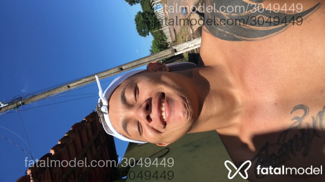 Acompanhante homem loira (o) de olhos castanhos em Águas Lindas de Goiás Acompanhante homem loira (o) de olhos castanhos em Águas Lindas de Goiás - Jason