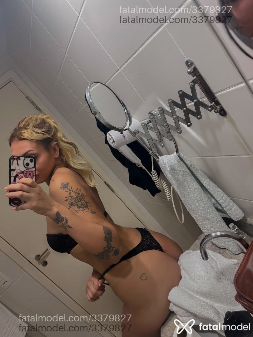 Acompanhante mulher loira (o) de olhos castanhos em Brasília - Larissa Santos