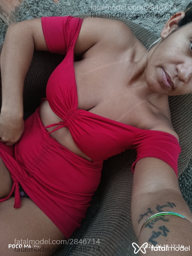 Acompanhante mulher loira (o) de olhos castanhos em Virtual - Rayyy
