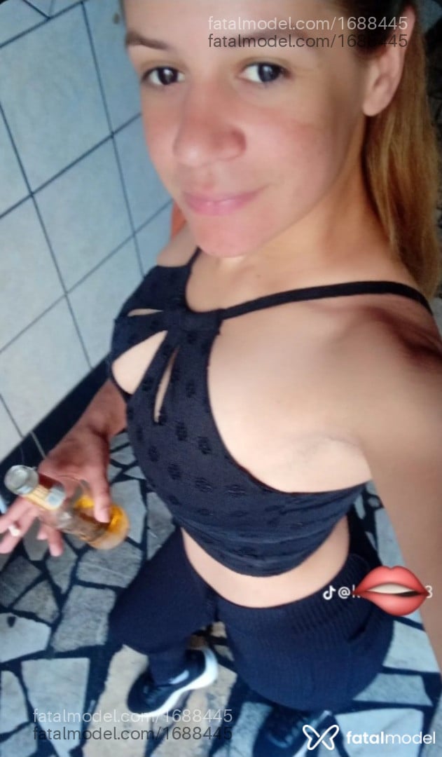 Acompanhante mulher ruiva (o) de olhos castanhos - Yasmim Acompanhante mulher ruiva (o) de olhos castanhos - Yasmim