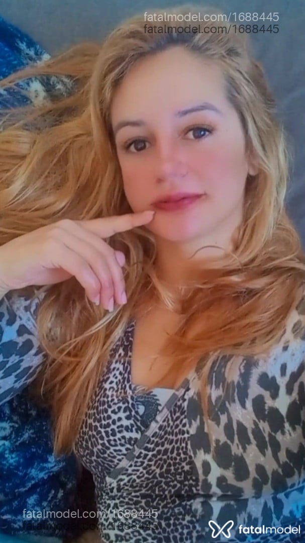 Acompanhante mulher ruiva (o) de olhos castanhos - Yasmim Acompanhante mulher ruiva (o) de olhos castanhos - Yasmim