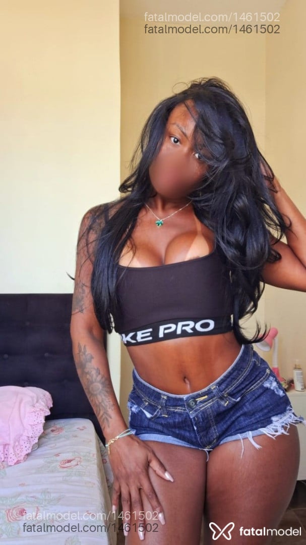 Acompanhante mulher com cabelo castanho de olhos pretos em Niterói - Anna Paula