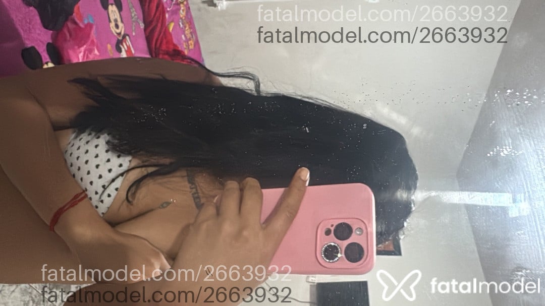 Acompanhante mulher morena (o) de olhos pretos em Chapecó - Dhayara Sofia