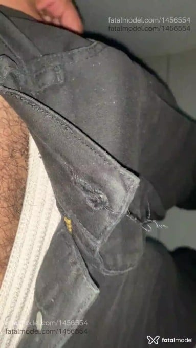 Acompanhante homem morena (o) de olhos castanhos - Júnior Acompanhante homem morena (o) de olhos castanhos - Júnior