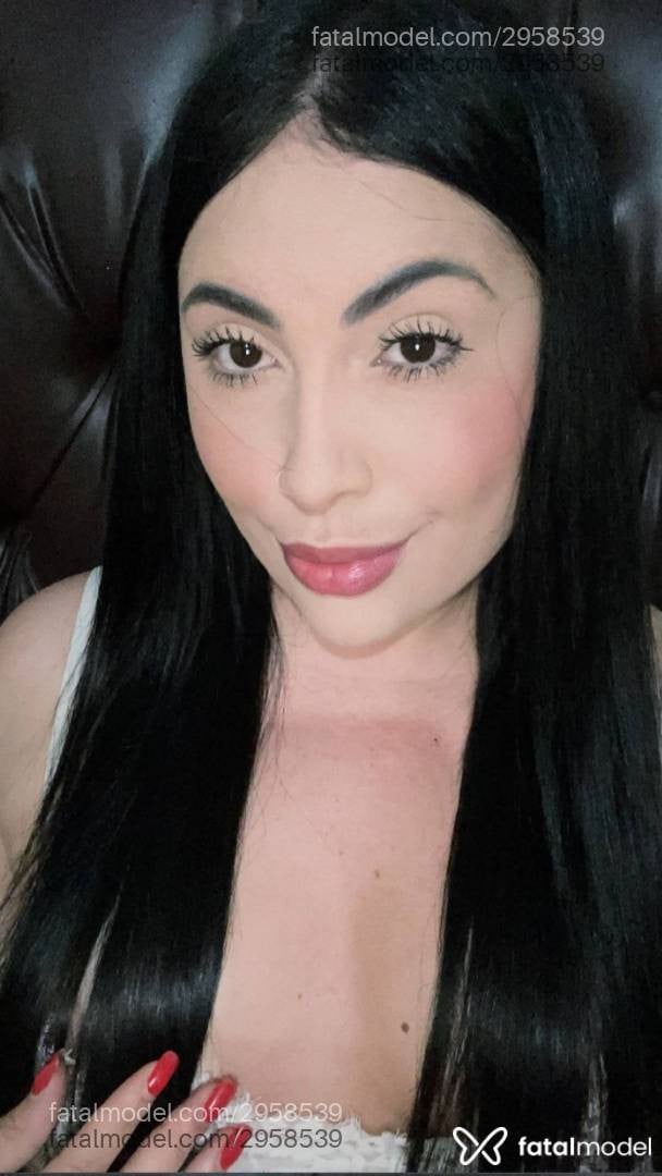 Acompanhante mulher morena (o) de olhos castanhos em Concórdia - Nicolle Matos