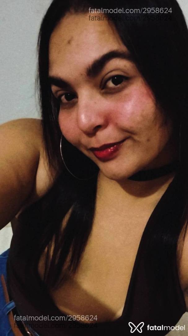 Acompanhante mulher morena (o) de olhos castanhos - Gab
