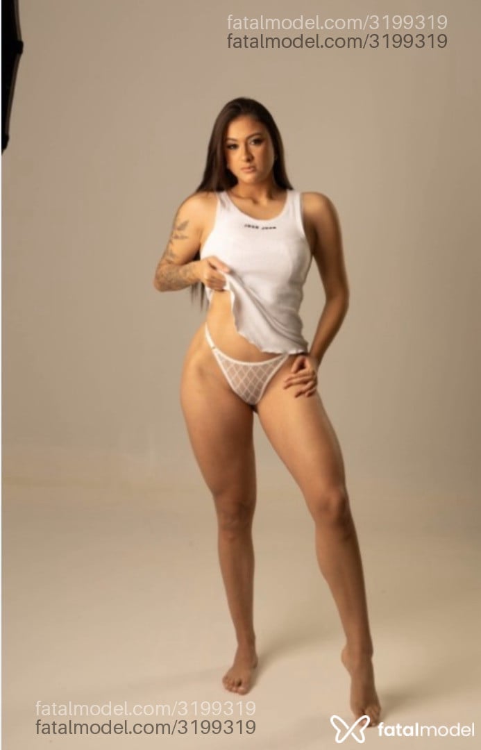 Acompanhante mulher morena (o) de olhos castanhos em São Paulo - Mel Richesse