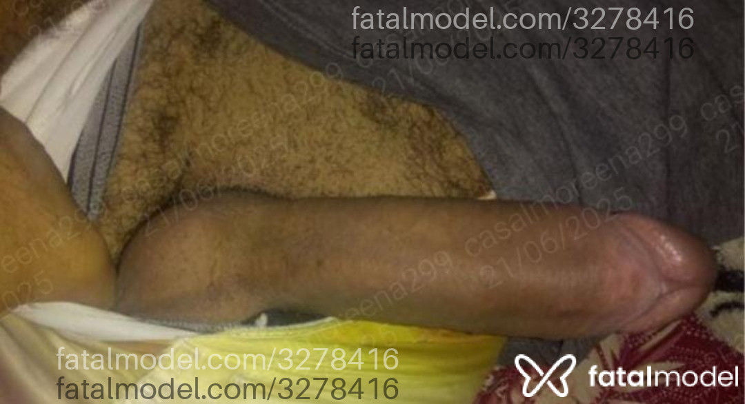 Acompanhante homem com cabelo castanho de olhos verdes - Baiano