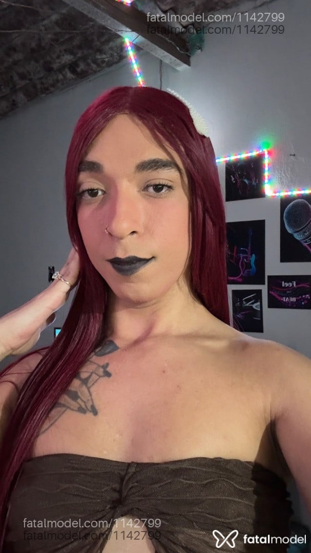 Acompanhante travesti loira (o) de olhos castanhos em Marília - Baah Santtos