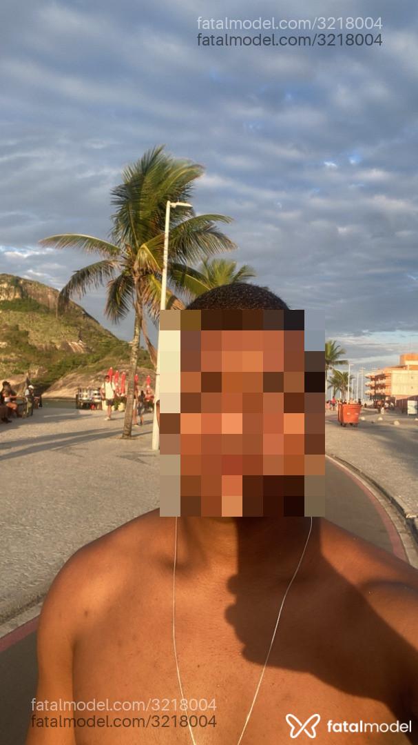 Acompanhante homem morena (o) de olhos pretos em Rio de Janeiro Acompanhante homem morena (o) de olhos pretos em Rio de Janeiro - Gabriel Fraga