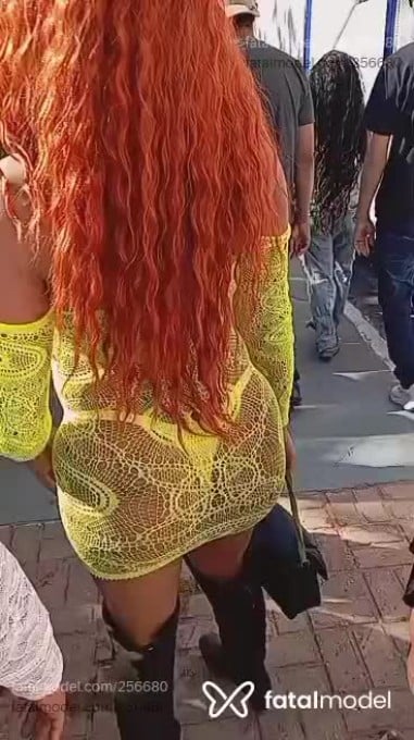Acompanhante mulher trans loira (o) de olhos castanhos - Meirielly Piu Piu