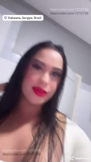 Acompanhante travesti morena (o) de olhos castanhos - Paolla Duart