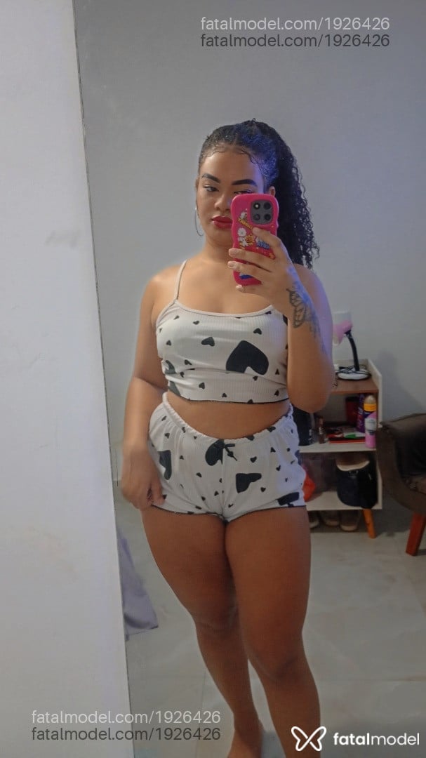 Acompanhante mulher morena (o) de olhos mel em Vila Velha - Marcelly