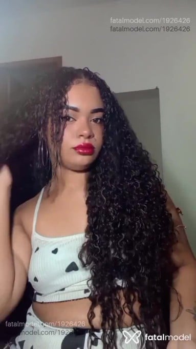 Acompanhante mulher morena (o) de olhos mel em Vila Velha - Marcelly