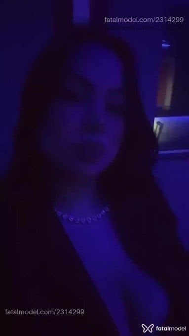 Acompanhante mulher morena (o) de olhos mel - Reehsex