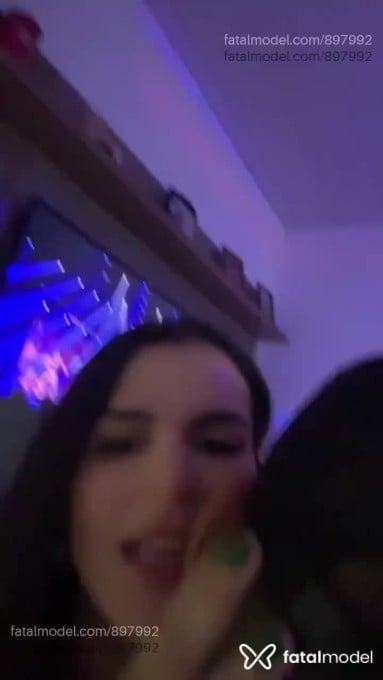 Acompanhante mulher trans com cabelo castanho de olhos castanhos em Bauru Acompanhante mulher trans com cabelo castanho de olhos castanhos em Bauru - Sammy