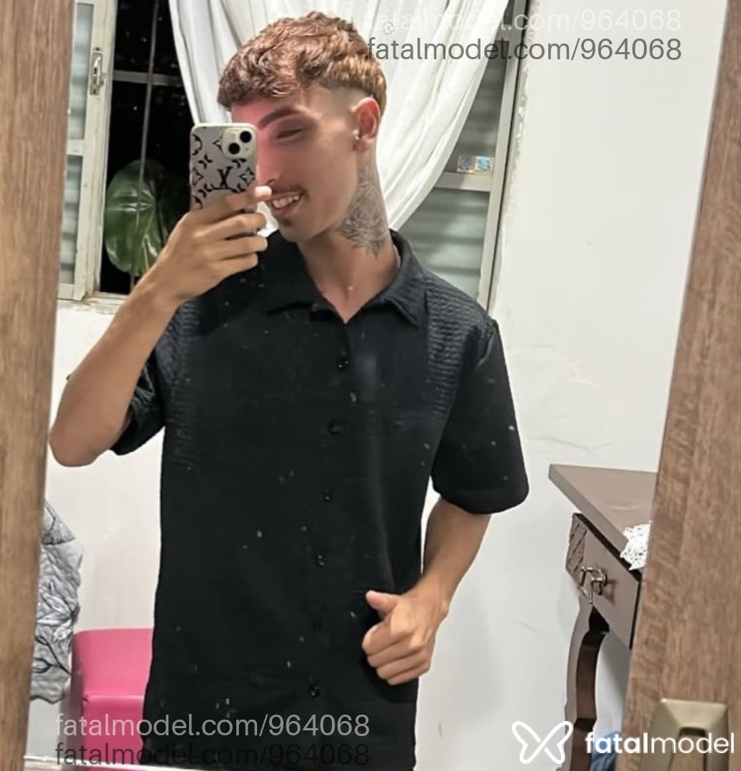 Acompanhante homem com cabelo castanho de olhos mel em Santa Cruz do Rio Pardo Acompanhante homem com cabelo castanho de olhos mel em Santa Cruz do Rio Pardo - Lucasflp