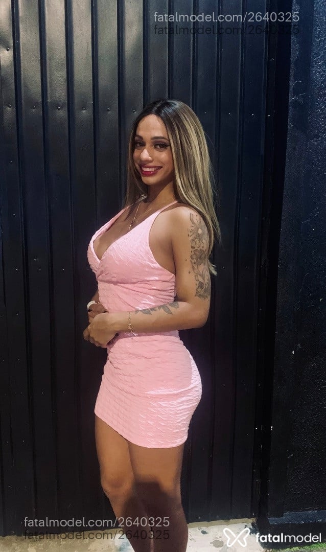 Acompanhante mulher trans loira (o) de olhos mel em Joinville Acompanhante mulher trans loira (o) de olhos mel em Joinville - Manuellarossee
