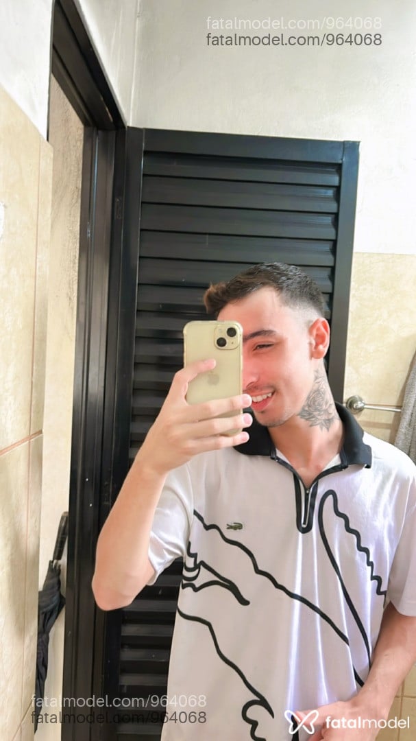 Acompanhante homem com cabelo castanho de olhos mel em Santa Cruz do Rio Pardo - Lucasflp