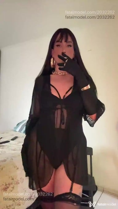 Acompanhante mulher trans morena (o) de olhos cinza em Divinópolis - Lavinnya Bittencur