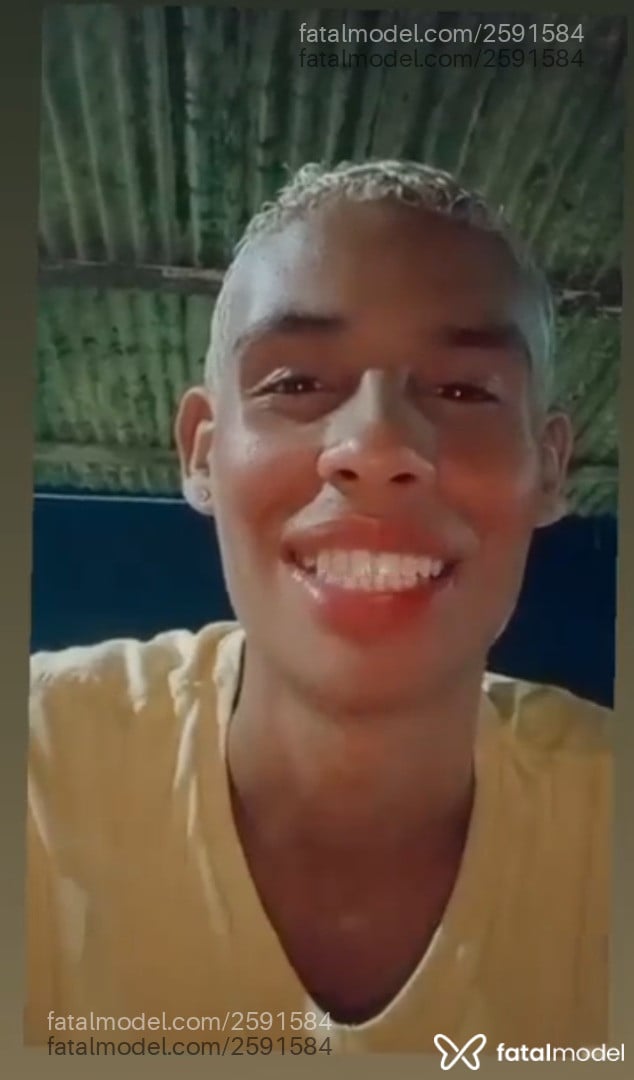 Acompanhante homem morena (o) de olhos castanhos - Wesley Acompanhante homem morena (o) de olhos castanhos - Wesley