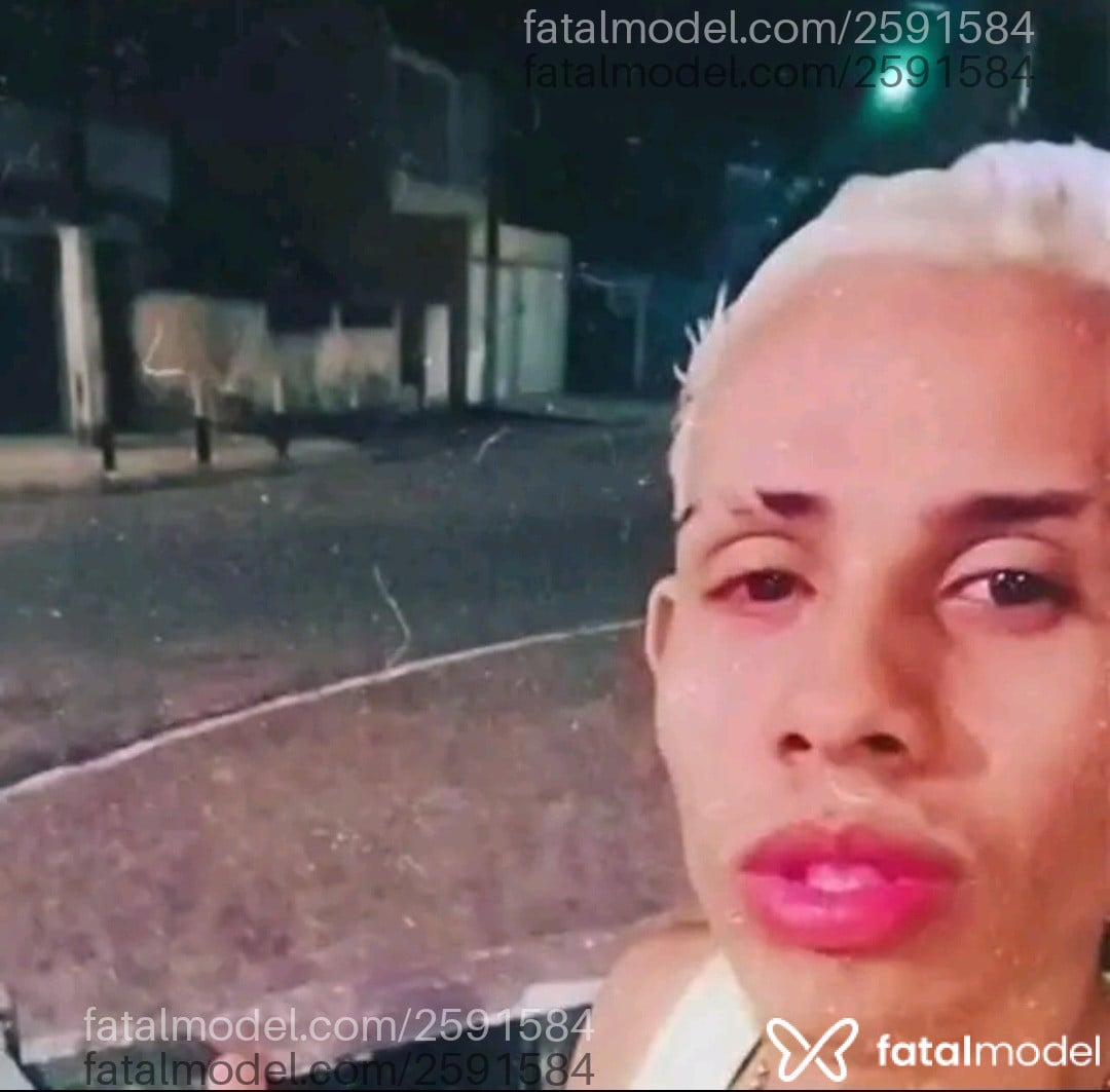 Acompanhante homem morena (o) de olhos castanhos - Wesley Acompanhante homem morena (o) de olhos castanhos - Wesley