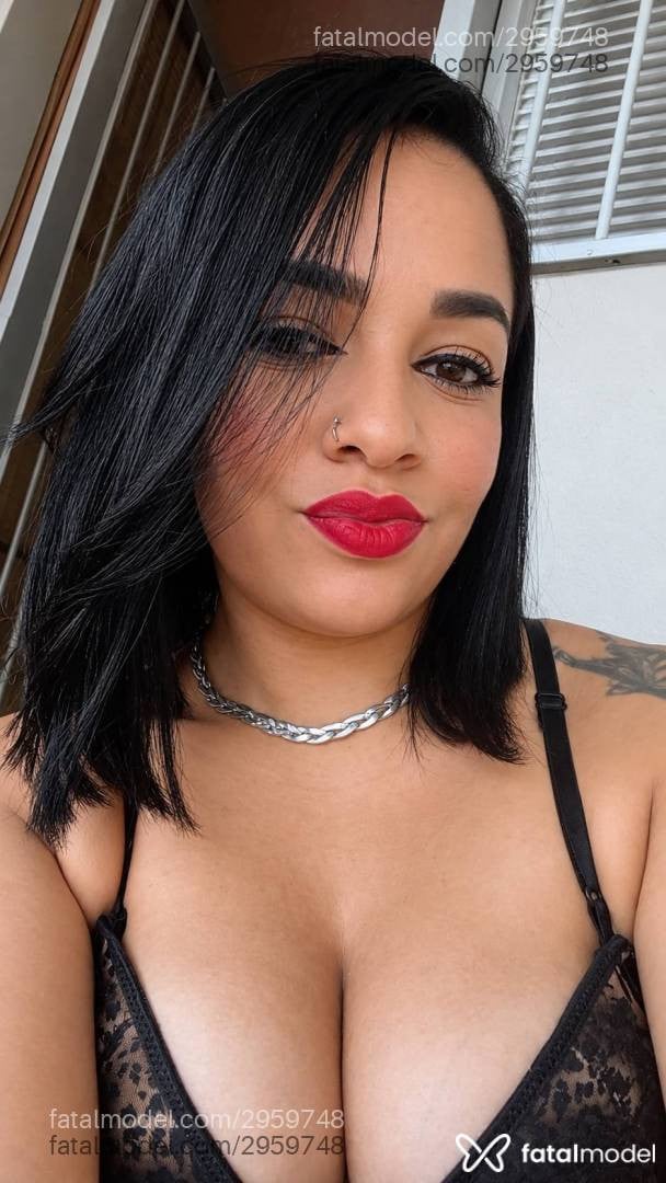 Acompanhante mulher morena (o) de olhos castanhos - Kimberlly