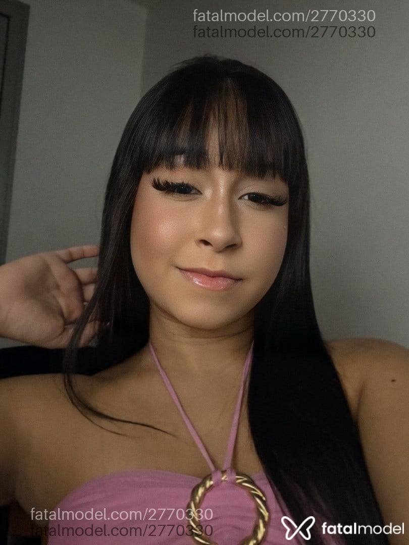 Acompanhante mulher morena (o) de olhos castanhos em São José - Japinhaa