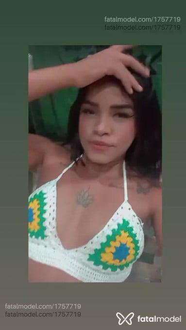 Acompanhante mulher morena (o) de olhos castanhos - Anjiinha