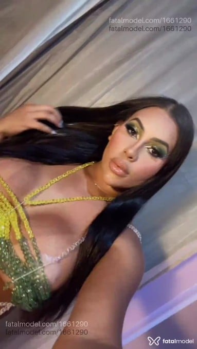 Acompanhante travesti morena (o) de olhos castanhos em Belém Acompanhante travesti morena (o) de olhos castanhos em Belém - Alexia Duarte