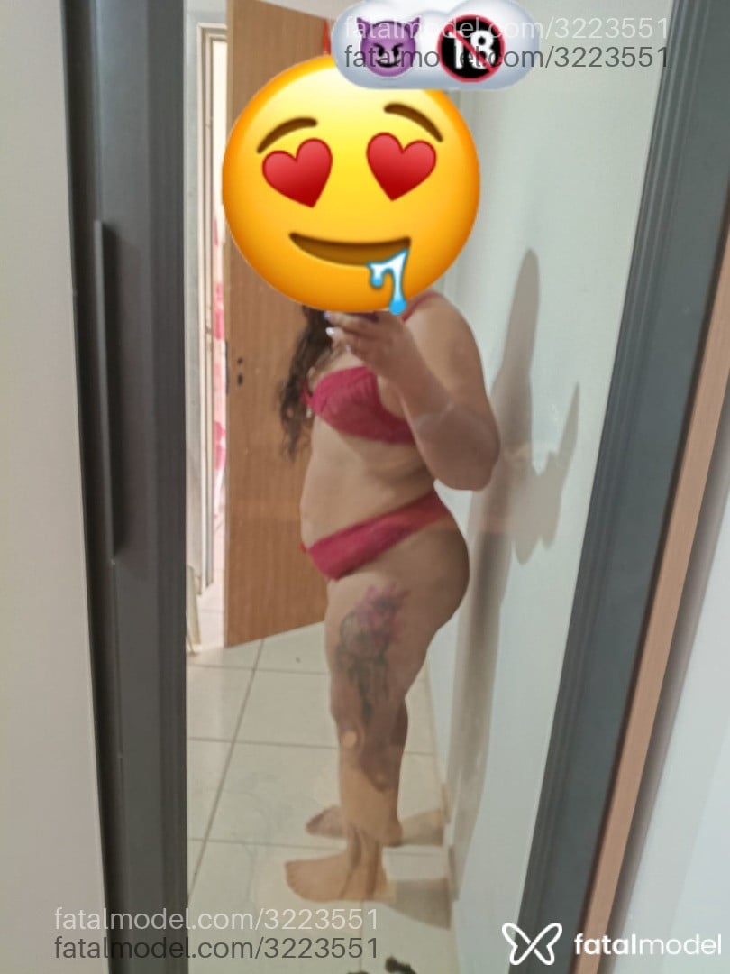 Acompanhante mulher com cabelo castanho de olhos castanhos em Ji-Paraná - Sabrina