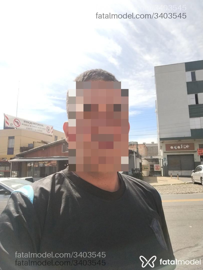 Acompanhante homem com cabelo grisalho de olhos pretos em Contagem - Mrquinho
