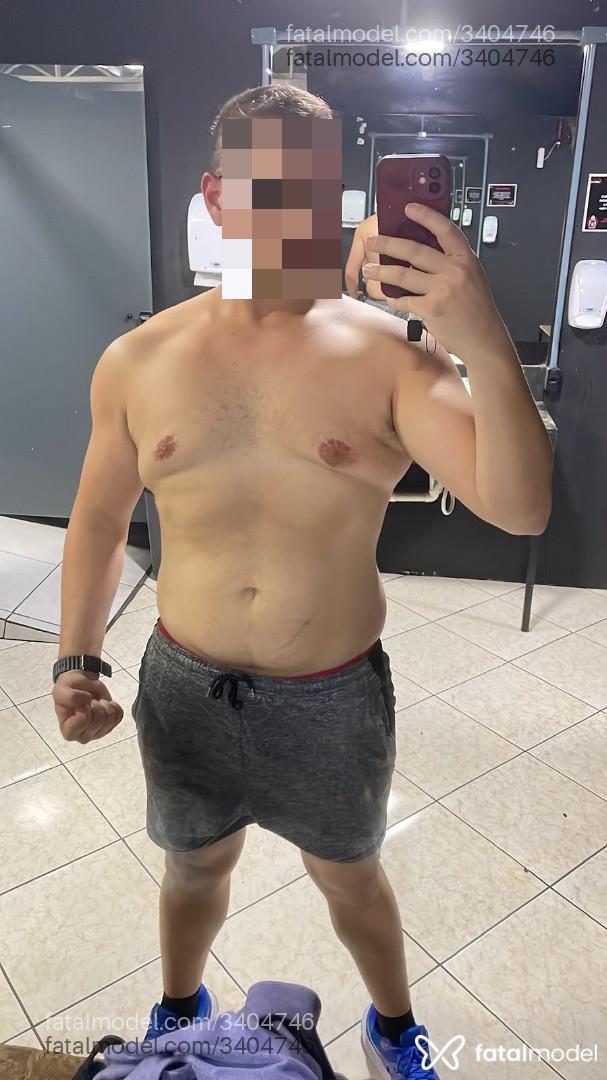 Acompanhante homem com cabelo castanho de olhos castanhos em Concórdia Acompanhante homem com cabelo castanho de olhos castanhos em Concórdia - MassagemTântrica