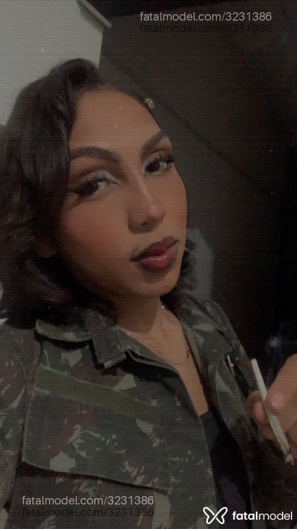 Acompanhante mulher trans morena (o) de olhos castanhos em Virtual - Borges