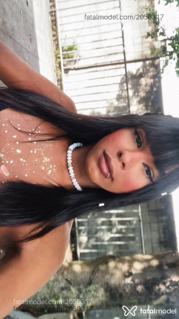Acompanhante mulher trans morena (o) de olhos pretos em Rio de Janeiro Acompanhante mulher trans morena (o) de olhos pretos em Rio de Janeiro - Daphine