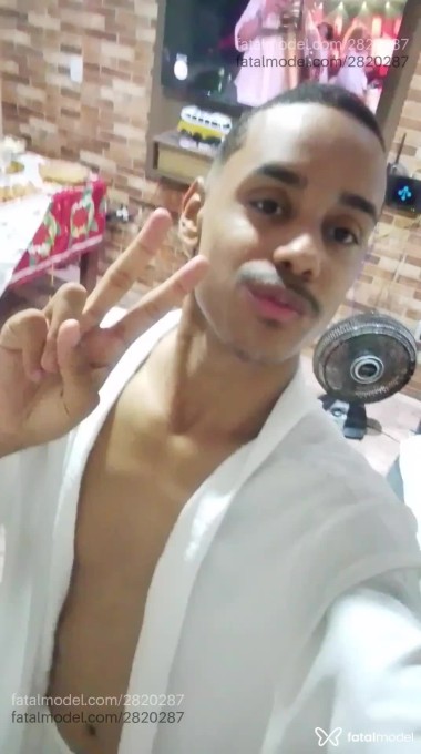 Acompanhante homem morena (o) de olhos pretos - Bielzin Acompanhante homem morena (o) de olhos pretos - Bielzin