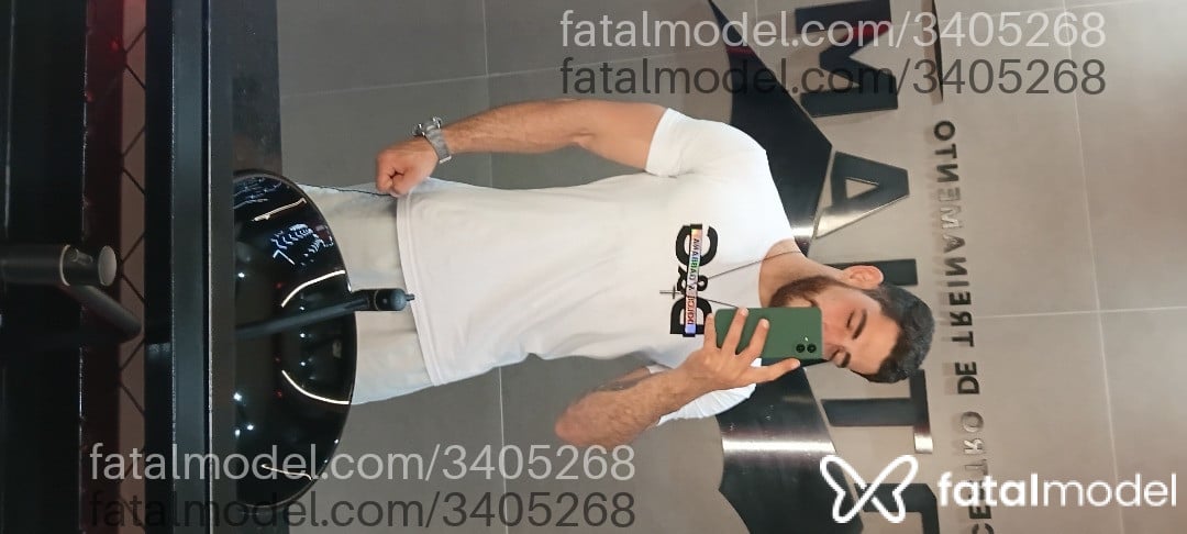 Acompanhante homem com cabelo castanho de olhos castanhos em Espigão D'oeste Acompanhante homem com cabelo castanho de olhos castanhos em Espigão D'oeste - Christian