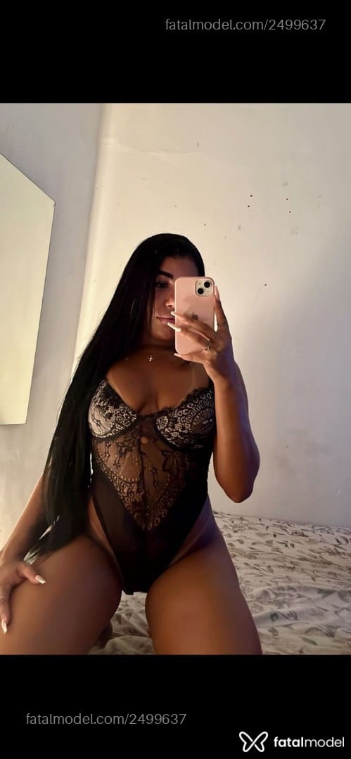 Acompanhante mulher morena (o) de olhos castanhos - Yasmin Menezes