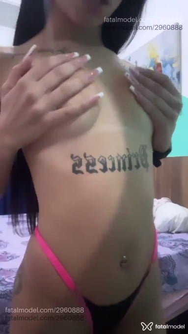 Acompanhante mulher morena (o) de olhos castanhos em Uberlândia - Milena