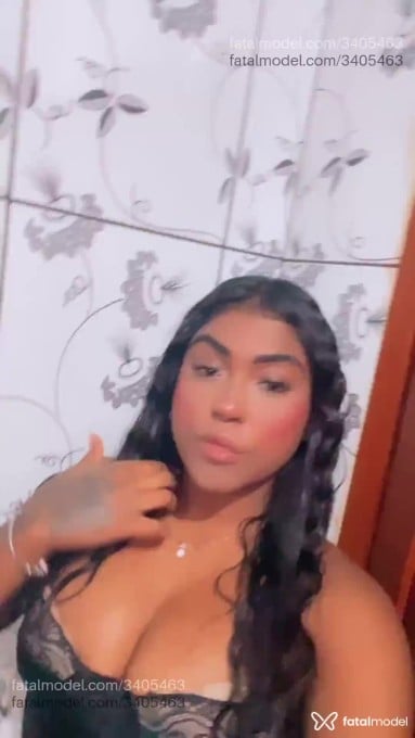 Acompanhante mulher morena (o) de olhos pretos em Ipatinga - Larissa