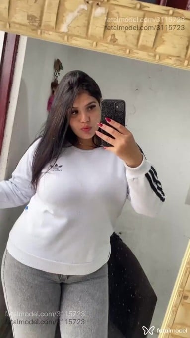 Acompanhante mulher morena (o) de olhos castanhos em Imbituba Acompanhante mulher morena (o) de olhos castanhos em Imbituba - Beatriz